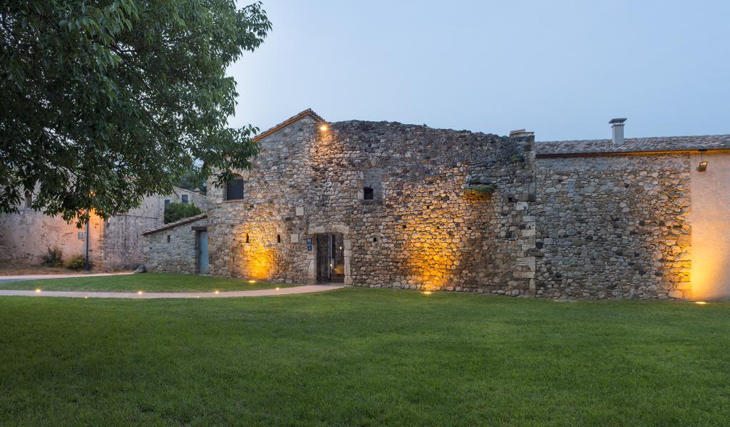 Mas Pere Pau Besalú Exterior foto